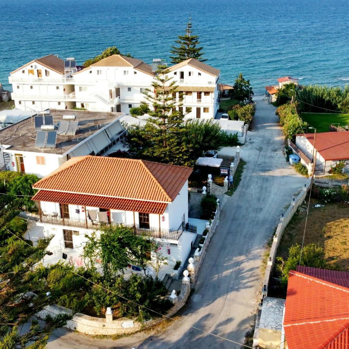 Avouris Studios Kypseli Exterior foto