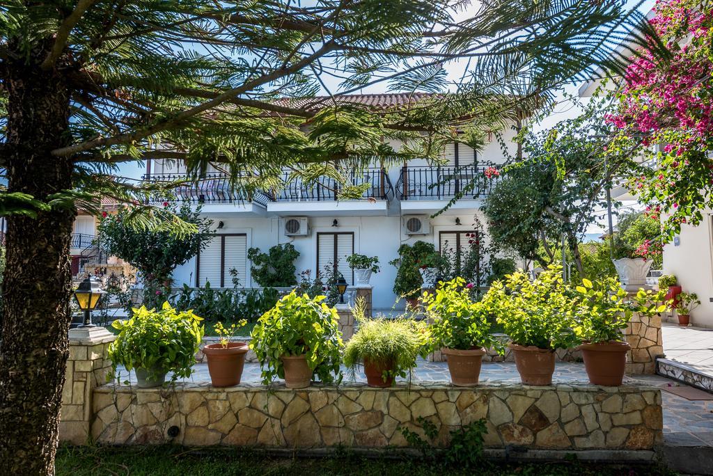 Avouris Studios Kypseli Exterior foto
